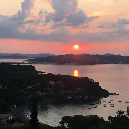 アパート Kerjanus *