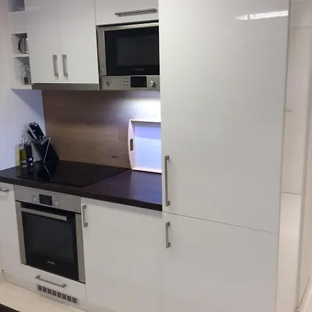 Apartament Kerjanus *