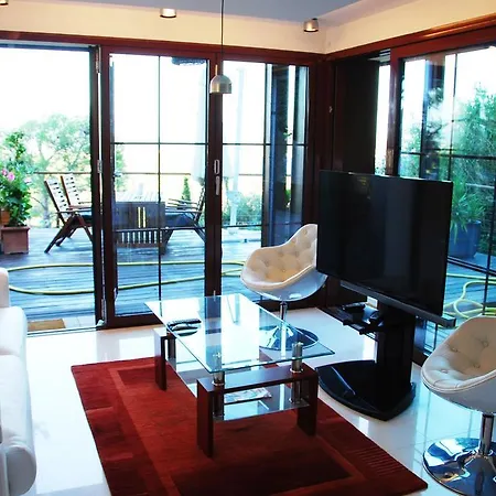 Kerjanus Apartament *